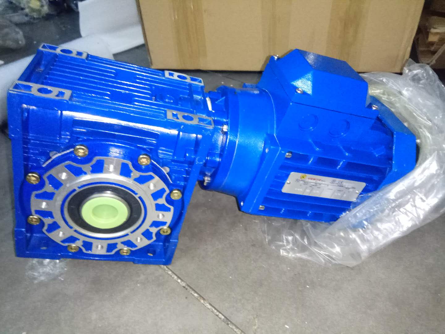 渦輪減速機，減速機RV25,NMRV025減速機,減速器